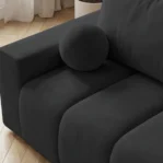 omni-12637973-0074-4d44-8b9f-519ce4a8353a